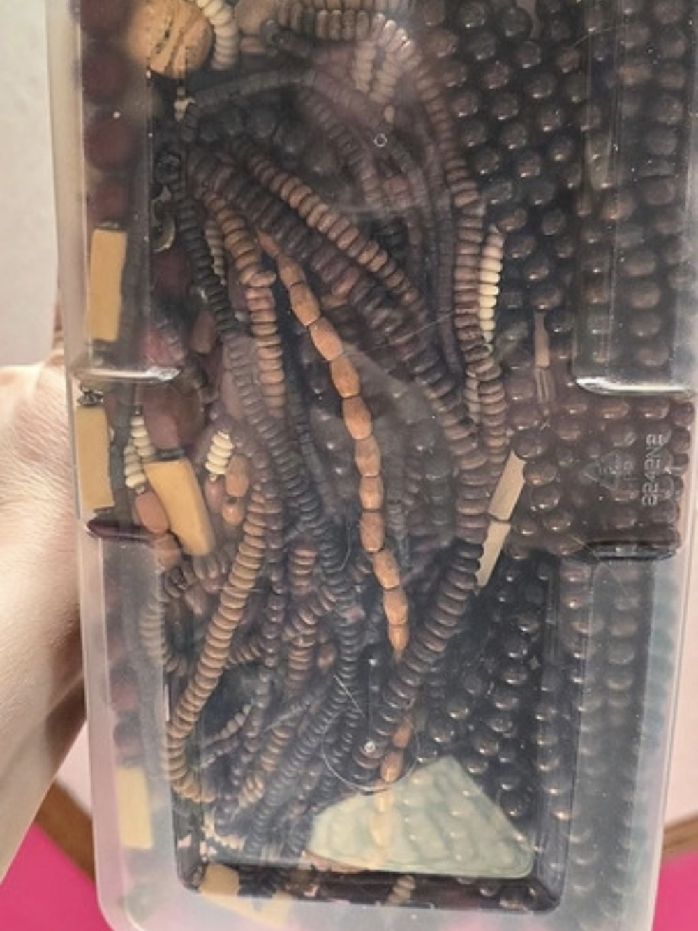 Wood Glass Plastic 75 Piece Assorted Mixed Jewelry Bundle 5lb 11 Oz - Picture 10 of 15